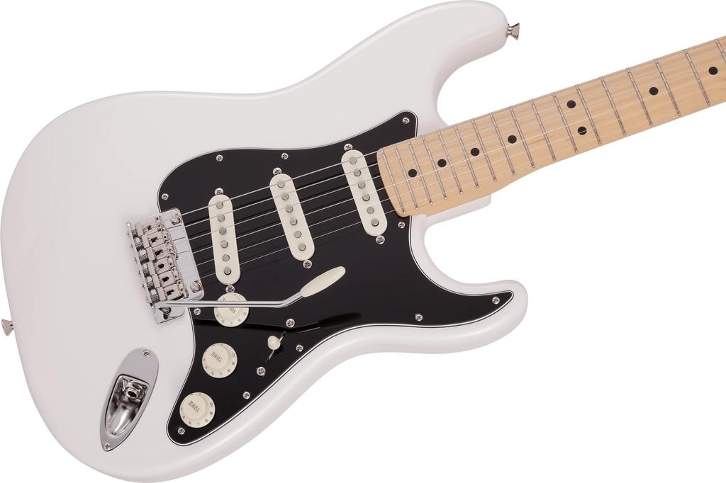 Fender Short Scale Guitar Made In Japan Junior Collection Maple Arctic White with Soft Case Stratocaster®, Fingerboard,