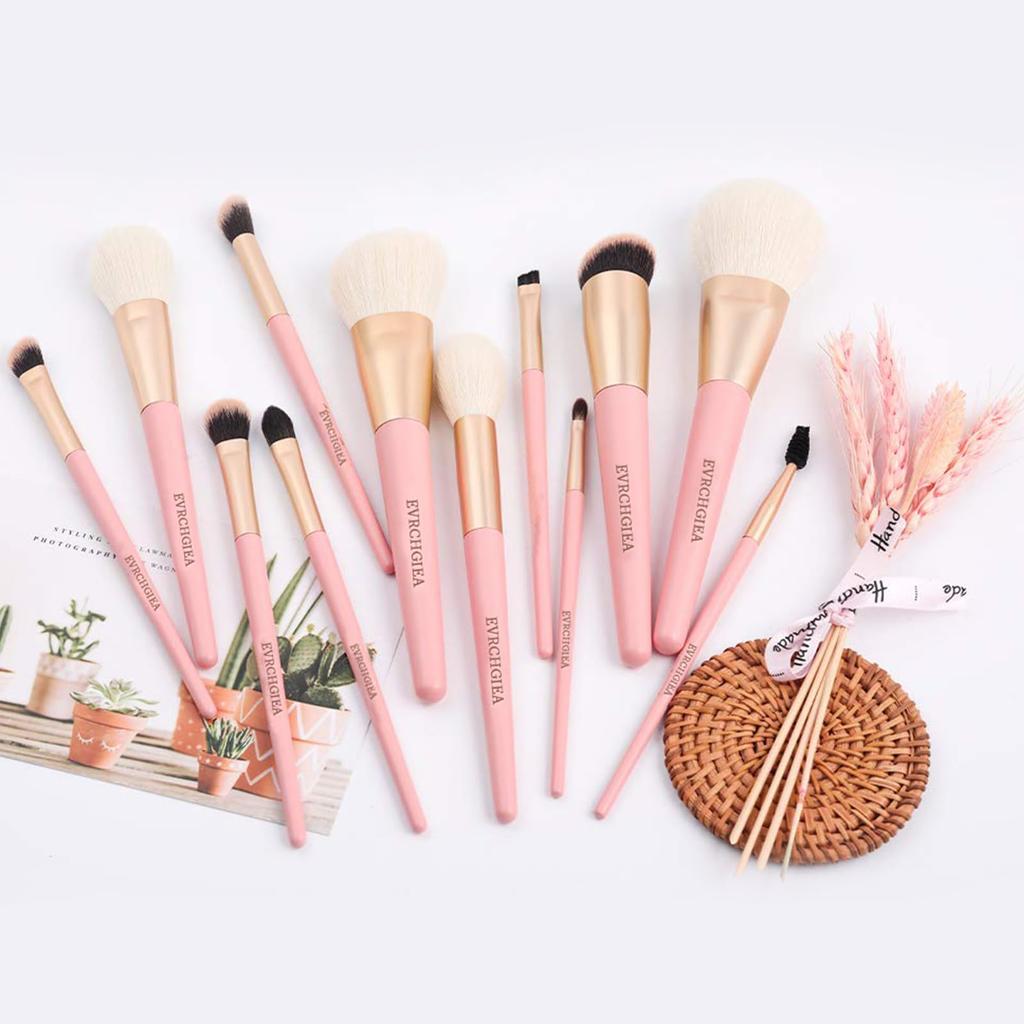 Makeup Brush Set with Cosmetic Premium Fiber Makeup Brush Includes Concealer Eyeshadow Foundation and More for Everyday Use 12-Piece Pouch, Bristles,