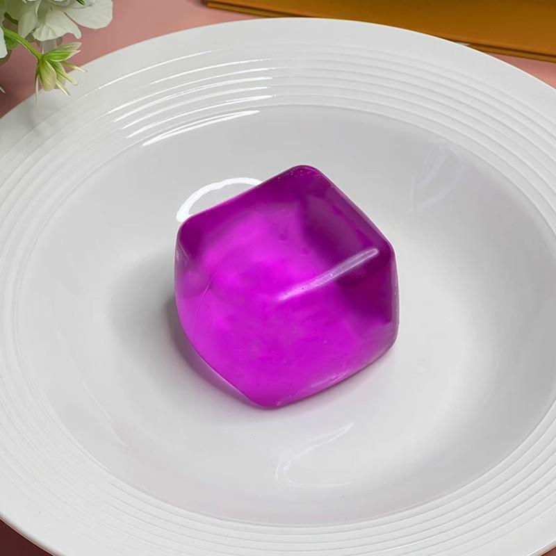 Schylling Needoh Nice Cube Сенсорный Куб для Снятия Стресса, Тревоги, Сенсорный Инструмент для Концентрации, СДВГ и Офисного Стола, Успокаивающий Гаджет