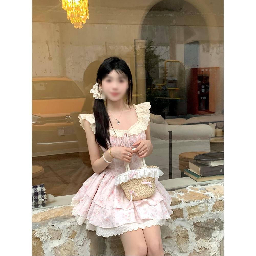 New Elegant Floral Dress Women's Small Flying Sleeves Lace Cake Princess Fluffy Short Skirt Summer Sweet and Cute