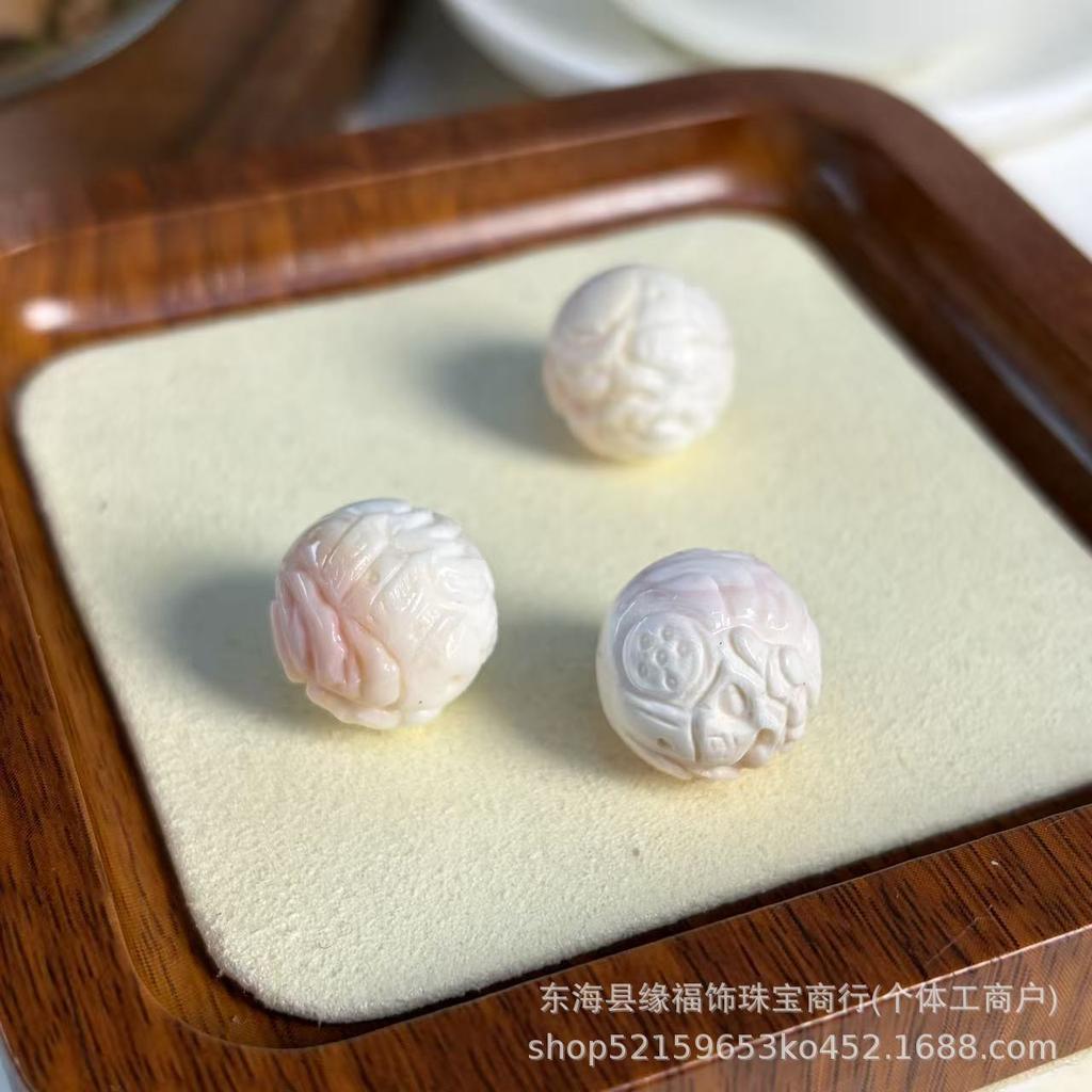 Queen Shell Wenwan DIY Bracelet Kit: Cute Accessories, Beads, Pendant & Weaving Rope.