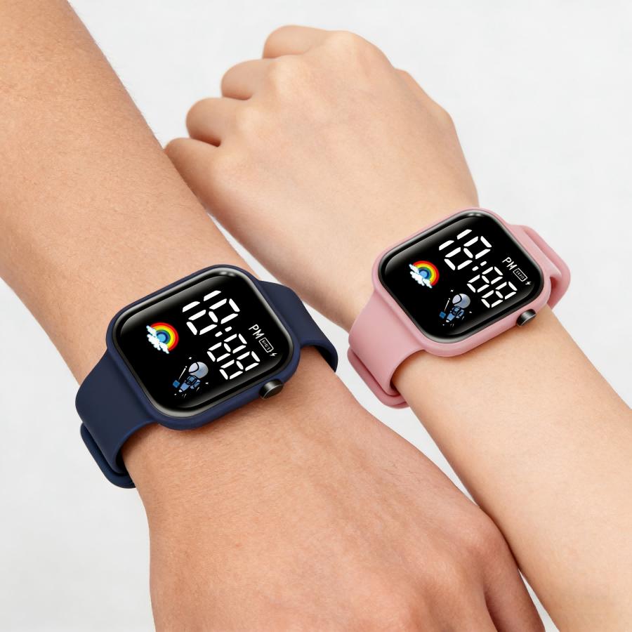 Sports Kids Watch Students LED Digital Watches Cartoon Spaceman Silicone Strap Electronic Wristwatch for Children Boys Girls