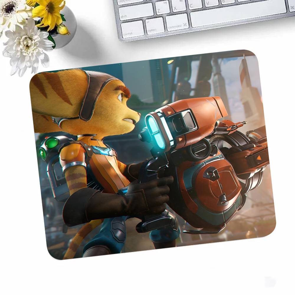 Ratchet And Clank Rift Apart Game Mousepad Small LockEdge Mouse Pad For Gamers Computer Desk Pad Rectangular Anti-slip Rubber
