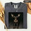 Comfort Colors® Moose Hot Dog Shirt, Funny Moose Graphic Tee, Cool Moose Lover Gift for Him, Quirky Hot Dog Foodie T-Shirt, Wild Animal Tee