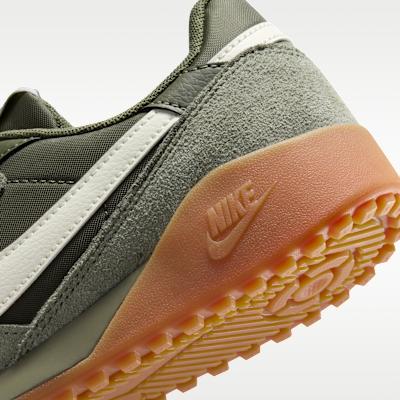 Women's Sneakers Nike Terra Manta Suede Medium Olive Gum (Women's) Medium Olive/Gum Medium Brown/Coconut Milk
