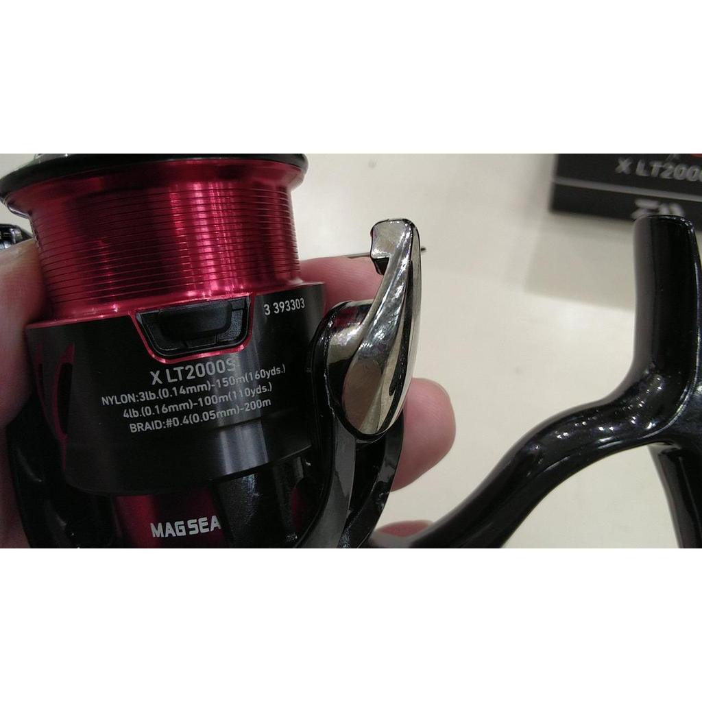 Used DAIWA 24 Monthly Bijin X LT2000S Spinning Reel