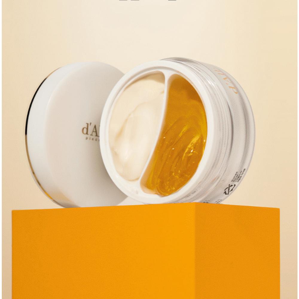 d'Alba White Truffle First Aromatic Spray Serum 60 мл + Двухслойная восстанавливающая сыворотка 30 мл + Двойная сыворотка и крем 70 г + Подарочный пакет Базовый набор