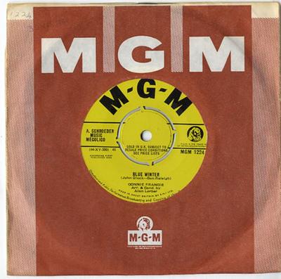Пластинка 7 дюймов CONNIE FRANCIS Blue Winter Souvenirs MGM1224 MGM Records 1964 UK Поп Б/у