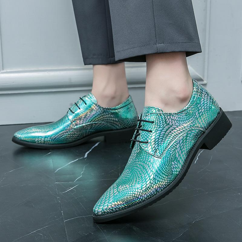 Model Runway Catwalk Leather Shoes Men's Personality Laser Dragon Scale Pattern Patent Leather Glossy Pointed Men's Shoes 48 Trendy Nightclub Shoes