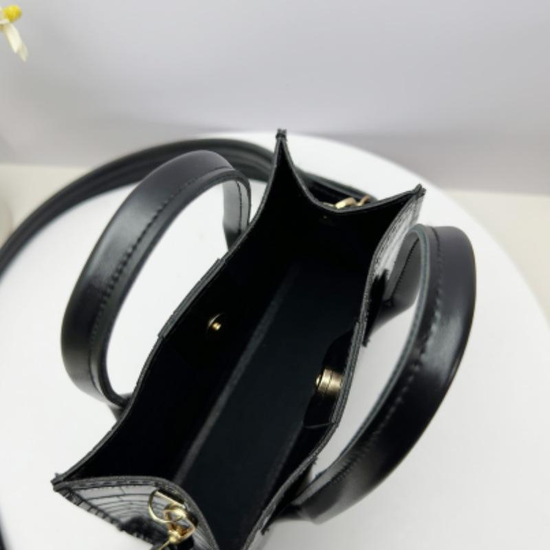 Bag Woman, Spring and Summer New Trend Fashion Small Fresh Crocodile Pattern Handbag, One Shoulder Oblique Span Bag