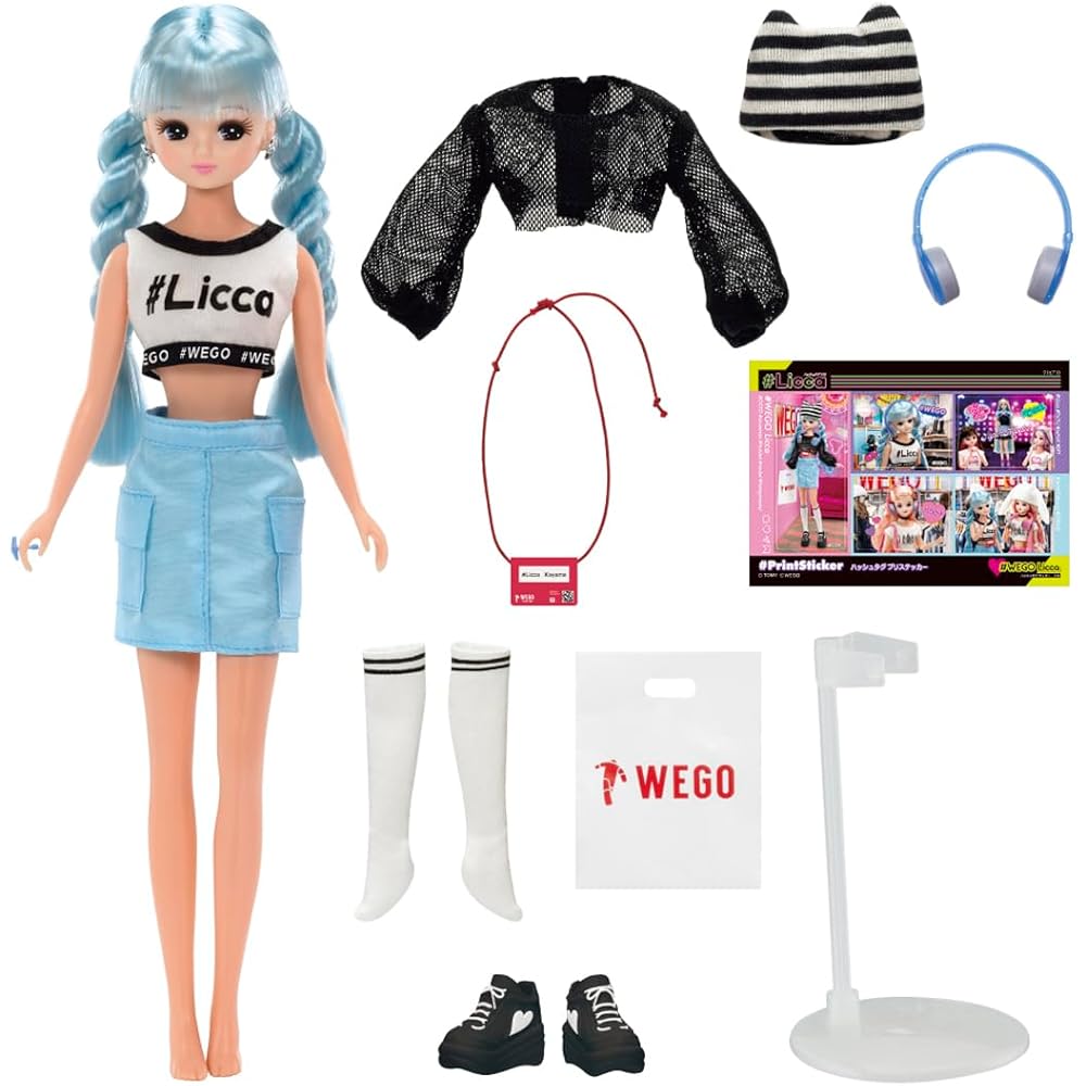 Takara Tomy Licca Doll Dress-Up Toy for Kids Age 3 and Up, Includes Accessories and Outfits