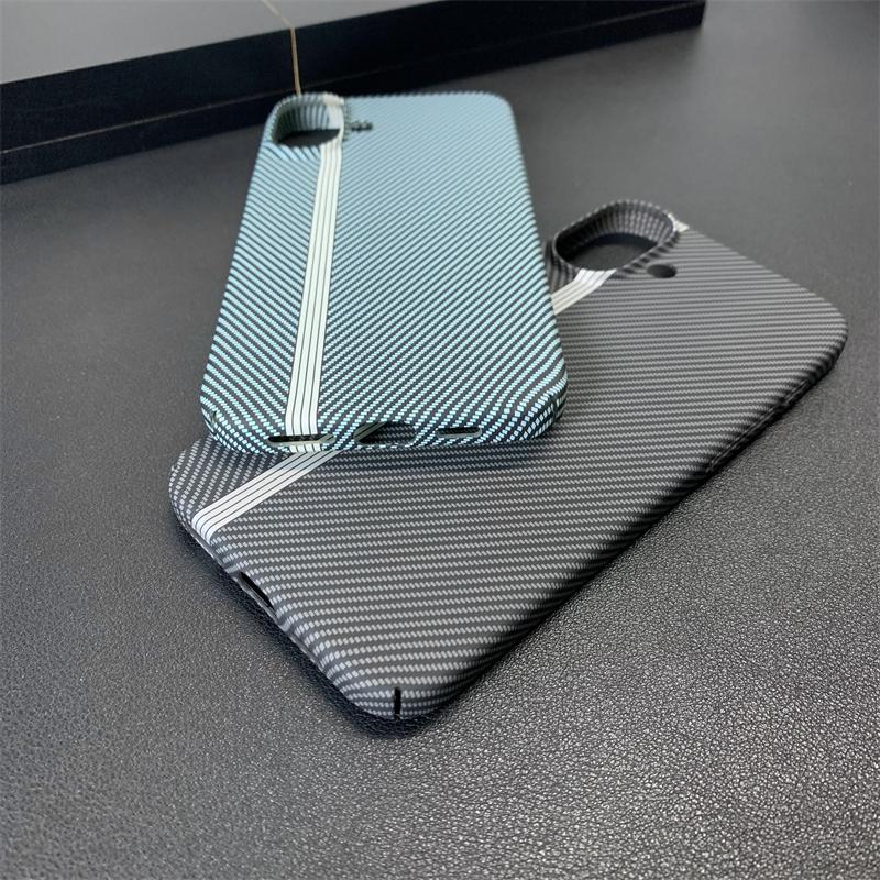 Двухцветный силиконовый чехол из углеродного волокна для iphone 16 Pro Max Plus, ультратонкий, противоударный бампер, роскошный