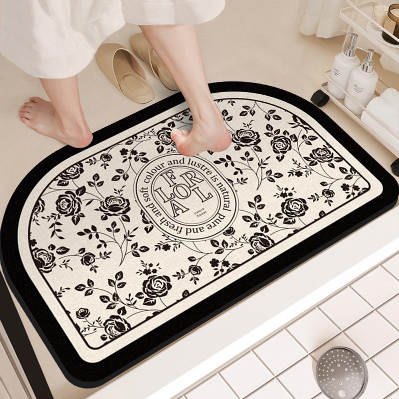 Toilet floor mat non-slip bathroom door mat absorbent foot mat toilet quick-drying diatom mud carpet at the door of the toilet
