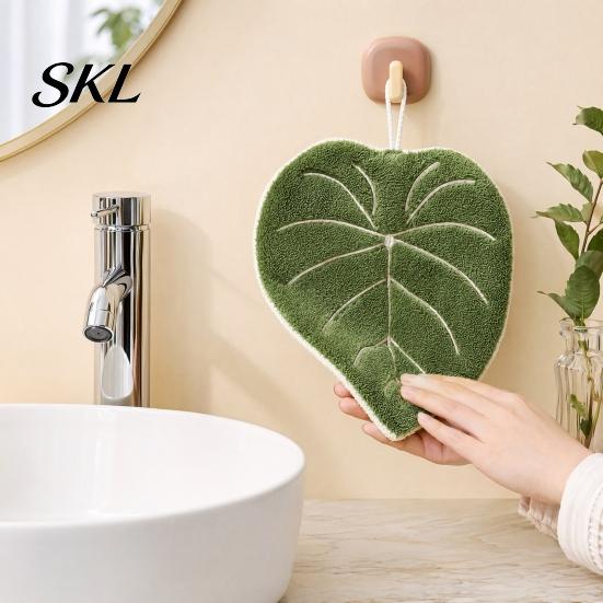 Decorative Bathroom Hand Towel Leaf Shape Towel, Soft Absorbent with Hanging Loop, Loop Cute Maple Ginkgo Design for Kitchen Drying Coral Velvet
