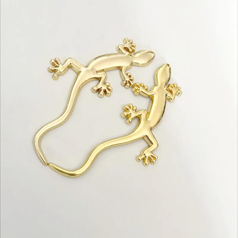 New 1Pcs 3D Metal Funny Gecko Lizard Badge Logo Sticker Decal Waterproof Emblem Stickers For 42s A3 A4 A5 A6 Q3 Q5 Car Stylings42