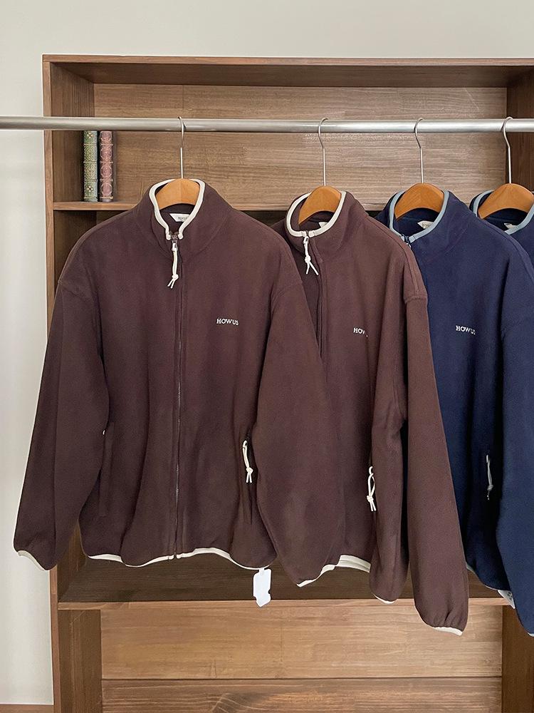 Женская ретро флисовая куртка с воротником-стойкой - стиль осени 2025