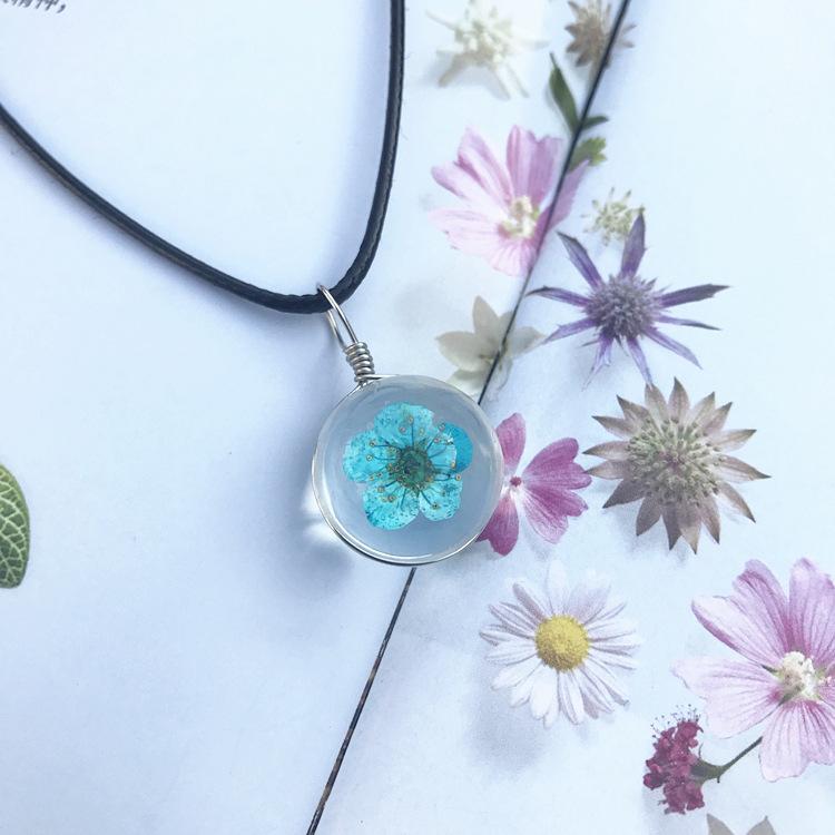 Beautiful Dandelion Necklace Eternal Flower Clavicle Chain Male and Female Couples Crystal Dried Flower Glass Ball Pendant Accessories