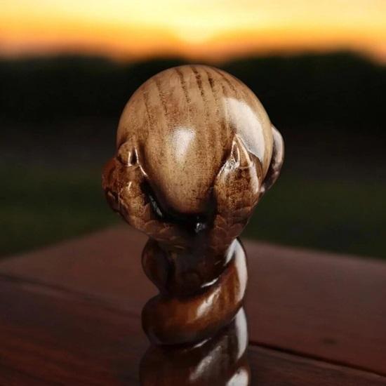 Деревянная трость ручной работы длиной 93,98 см с ручкой в виде орлиной лапки. Уникальный рождественский подарок. Изготовленная вручную из натурального дерева для стиля и поддержки.