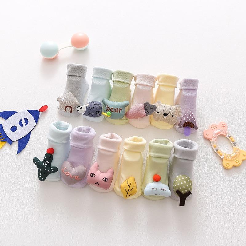 Новые весенне-летние носки с 3D куклами с героями мультфильмов, резиновые Нескользящие носки-тапочки для новорожденных, хлопковые носки для маленьких мальчиков и девочек