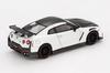 Sunrich MINI GT Nissan Nismo 2024 Brilliant White Pearl Готовая модель 1/64 GT-R (Правый руль) MGT01045-R