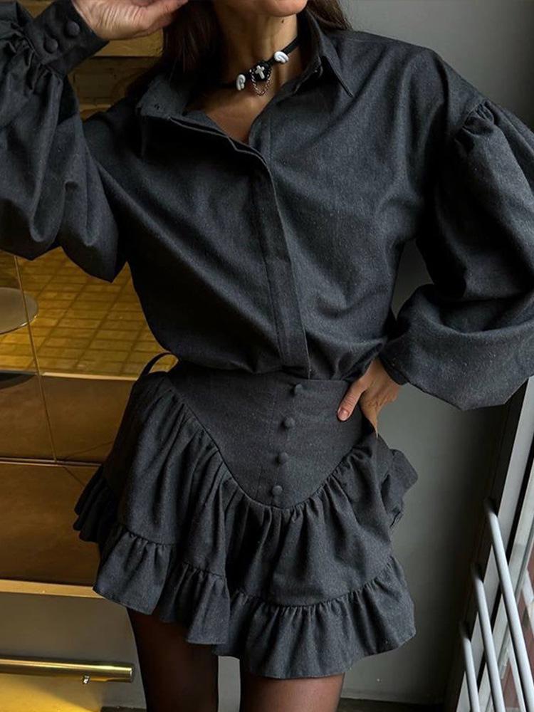 Комплект рубашки с отложным воротником и мини-юбки с оборками, европейско-американский, для сезона весна/лето 2025