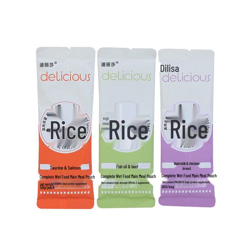 Питательный корм для домашних животных: Полнорационные влажные корма в паучах и питательные батончики для кошек и щенков