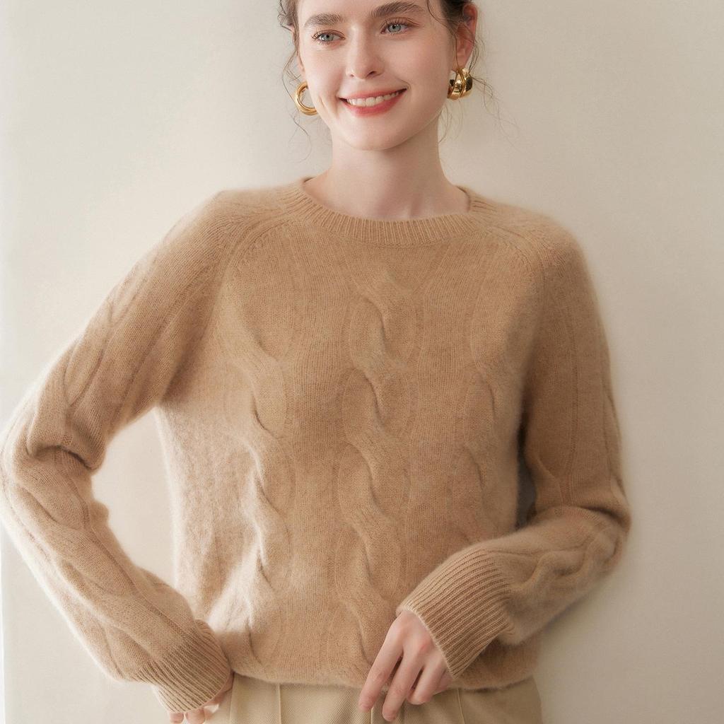 2025 A/W Women's Retro Style Cable Knit Cashmere Sweater - Round Neck, Versatile