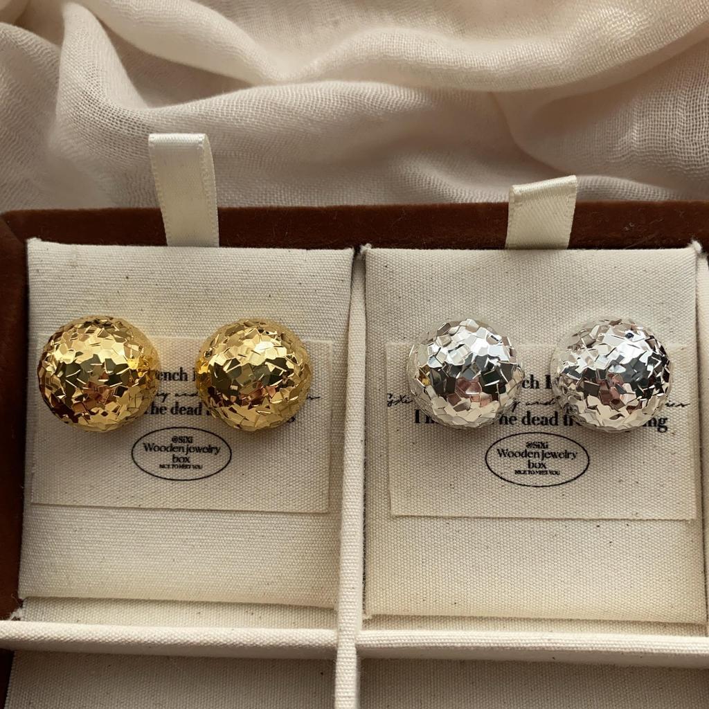 Simple Metal Sphere Earrings, Earrings, Light Luxury Temperament, High Sense, Shining Cold Wind Aura, Personalized Earrings