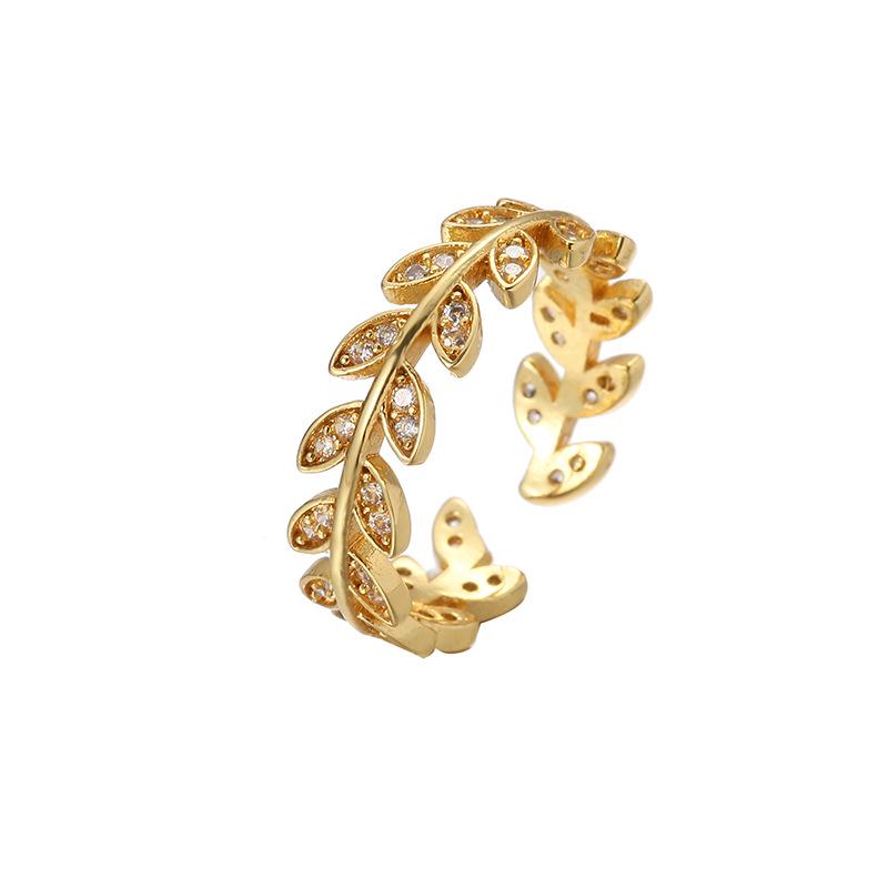 Женское кольцо с золотым колосом пшеницы и цирконием — модное ювелирное изделие с гальваническим покрытием из бриллиантов.