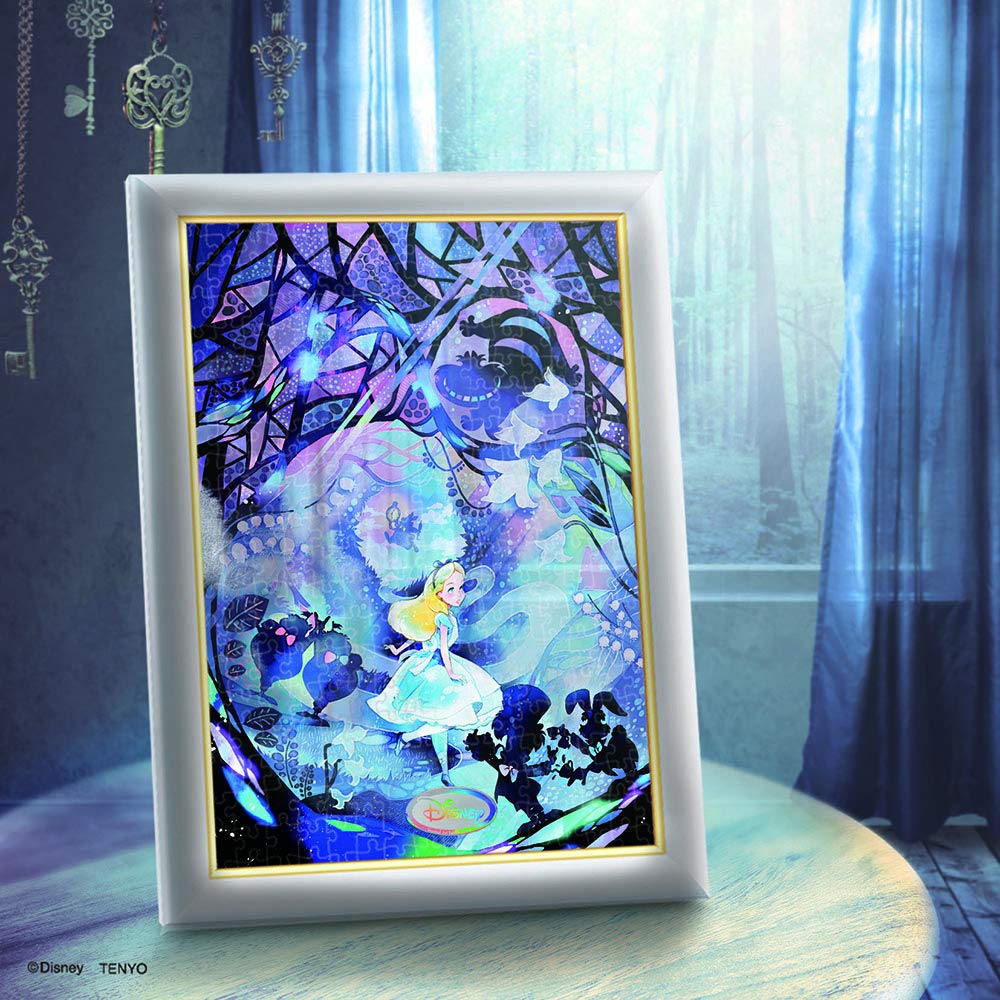 Tenyo Jigsaw Alice in Wonderland Where Are You 500 Pieces Puzzle - Going? [Stained Art] (25x36cm)