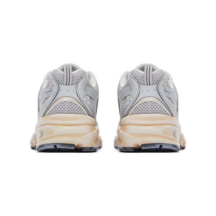 New Balance Кроссовки унисекс 530 Silver Moonbeam Белый Серебристый Металлик MR530VS