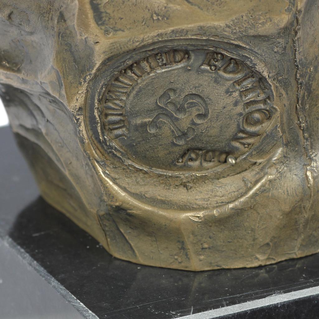 Уинстон Черчилль - мраморный бюст, статуэтка известной личности, украшение для офиса, школы и отеля от бренда Art-Dog