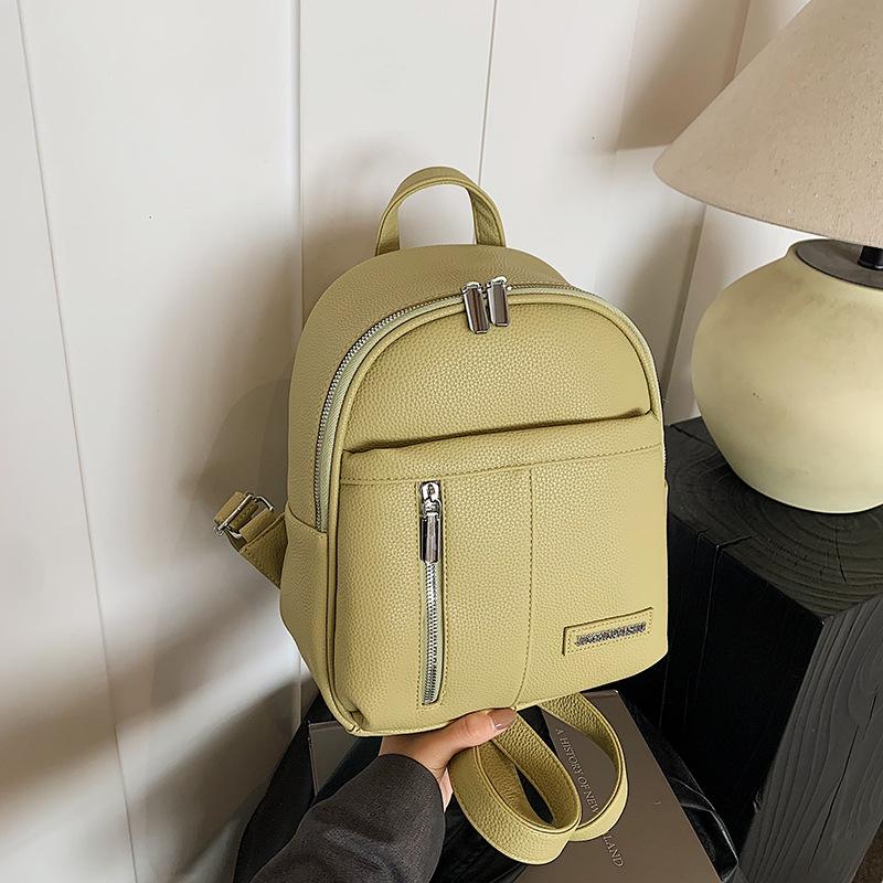 Модный универсальный рюкзак для поездок Женский новый большой вместимости Простой универсальный дорожный маленький рюкзак