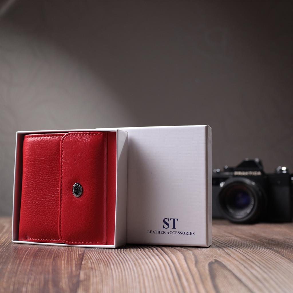 Women's Comfortable Purse Made of Genuine Leather ST Leather 22723 Red