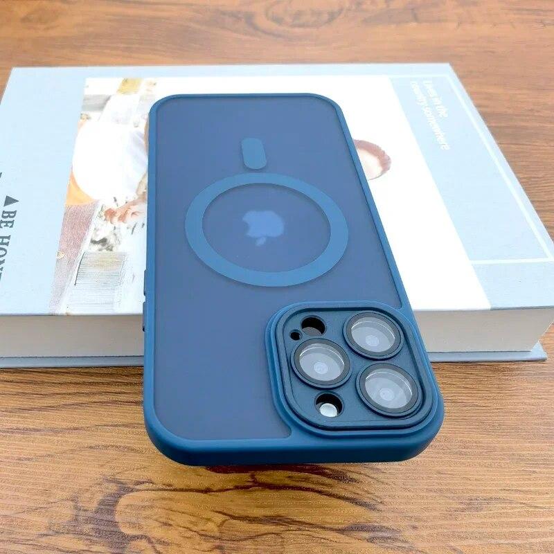 Магнитный матовый чехол для iPhone 15 14 13 12 11 Pro Max iPhone15 15Pro 14Pro для Magsafe Mag Safe с беспроводной зарядкой и крышками для объективов