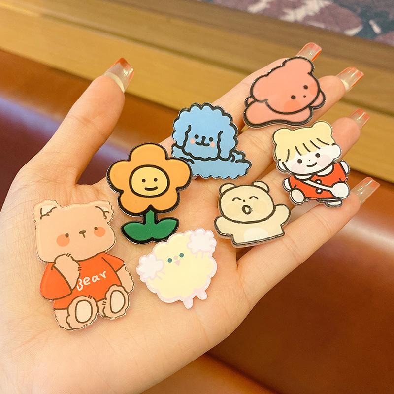 10/20/30/40/50Pcs Acrylic Animal Cartoon Badges Pins Diversity Random Badges Personalized Trendy Pins For Backpacks Clothes Bag