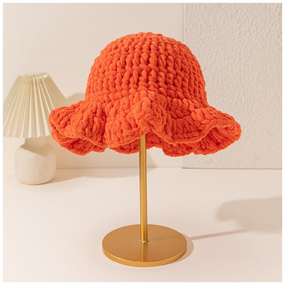 Autumn Winter Best Seller Womens Hand-Knitted Chunky Yarn Cloud Beanie with Wavy Edge Fisherman Hat Warm Beanie for Women