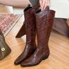 Женские сапоги до колена, брендовые модные кожаные туфли с острым носком и средним каблуком, зимняя трендовая обувь 2025 года в готическом стиле, туфли-лодочки Chelsea Party Botas Mujer