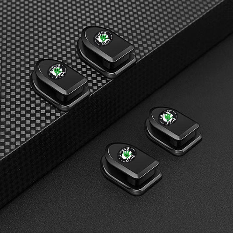 1/2/4 шт. Мини-крючки для автомобиля, крючки для хранения USB-кабеля, наушников, ключей, автомобильные аксессуары для Skoda Octavia Enyaq Rapid Karoq Derivati Fabia Kodiaq Kamiq Superb