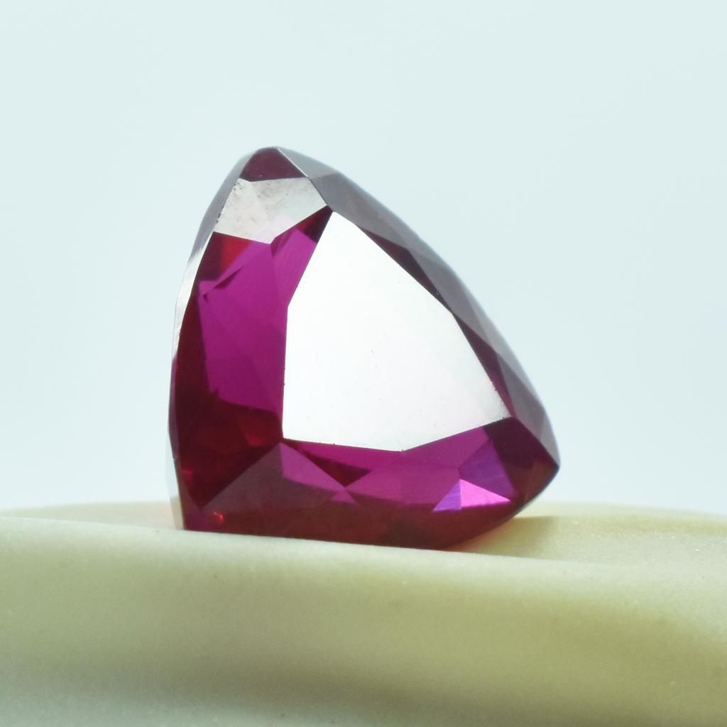 4.80 Carat Red Ruby Trillion Shape Natural Loose Gemstone CERTIFIED SU-1176