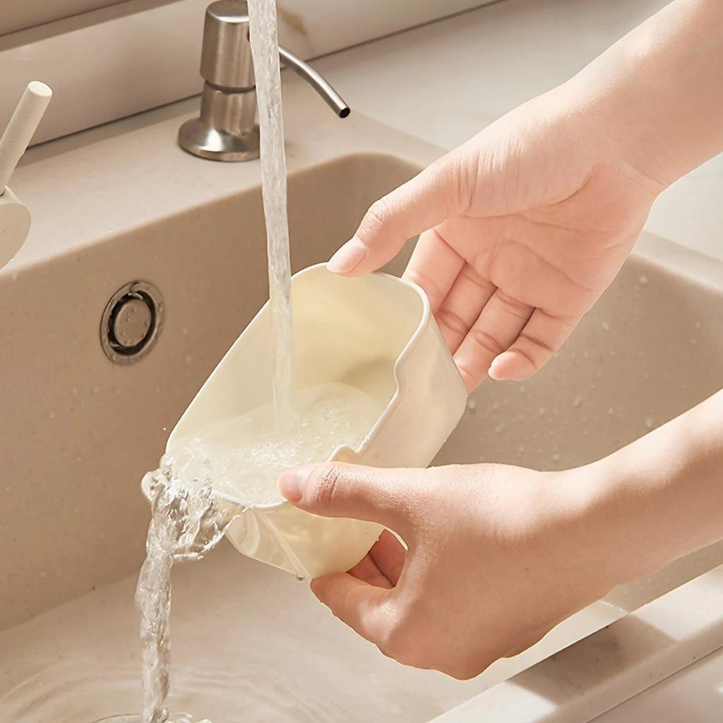 Divided Serving Tray with Lid and Handle Portable Snack Platters Organizer with 8 Compartments Reusable Plastic Appetizer Tray