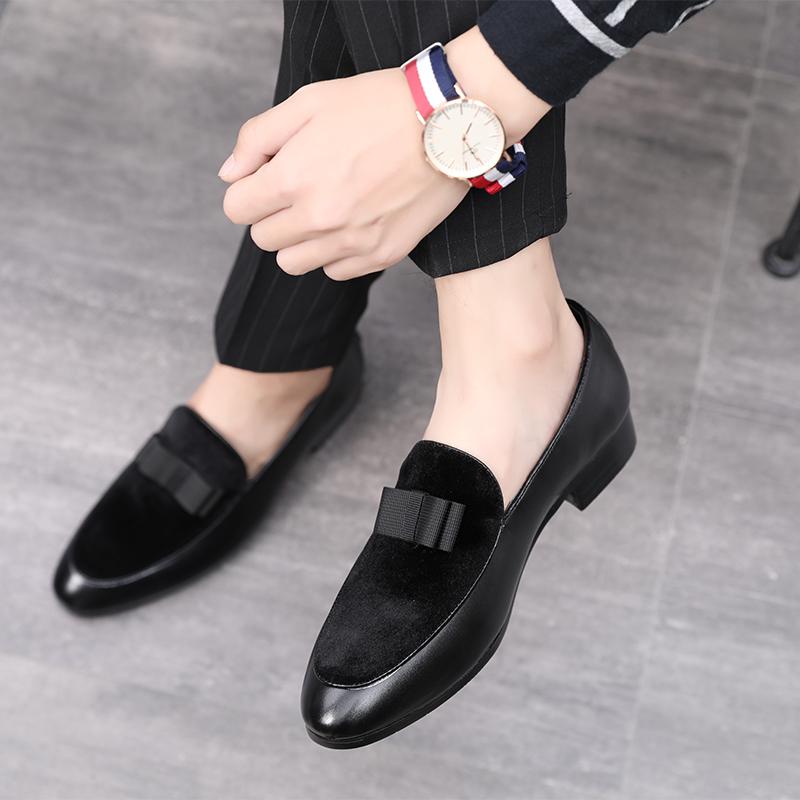 Fashion Hot9 Luxury Bowknot Dress Shoes Male Flats Loafers Black Patent Leather Red Suede Loafers Men Formal Wedding Shoes Men Formal