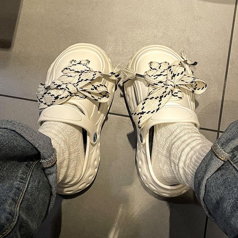 Модные туфли-сабо с подвесками, уличные шлепанцы, женские уличные тапочки, летние сандалии на платформе с милым бантом на толстой подошве для девочек