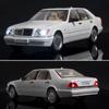 1:24 Mercedes-Benz W140 320SEL Классическая модель легкосплавного автомобиля Звук и свет Инерционный механизм Детская коллекция игрушек Модные украшения Подарок на день рождения мальчикам