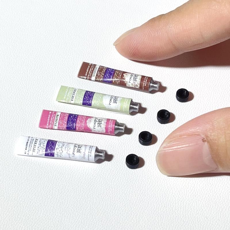 2 шт. Кукольный домик Миниатюрный крем для рук Декор сцены макияжа Аксессуары для кукольного домика Мини реквизит для красоты