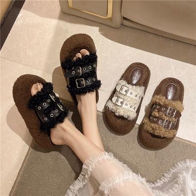 Женская обувь – Сандалии