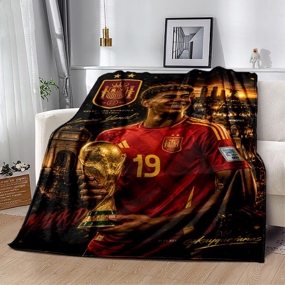 Lamine Yamal's Spain's Golden Moment Blanket Ultra-Soft Suitable for Picnics Bedding Bed All-Season Use Stylish Decor Birthday Christmas Gift Blanket