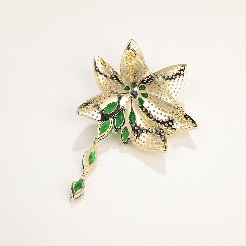 Элегантный зеленый лотос, роскошная подвеска с кубическим цирконием, броши, булавки для женщин, изысканный растительный костюм, платье, корсаж, подарок