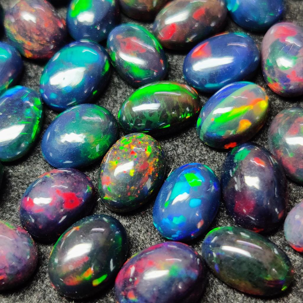 Лот кабошона с черным опалом, лот овальной формы, кабошон с ярким опалом, лот драгоценных камней опала, эфиопский опал.