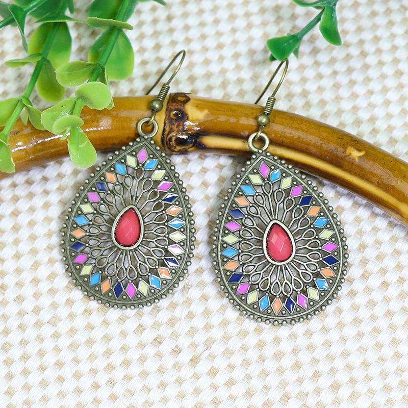 Bohemian Geometric Tassel Earrings: Ethnic Style Shell Water Drop Jewelry for Women